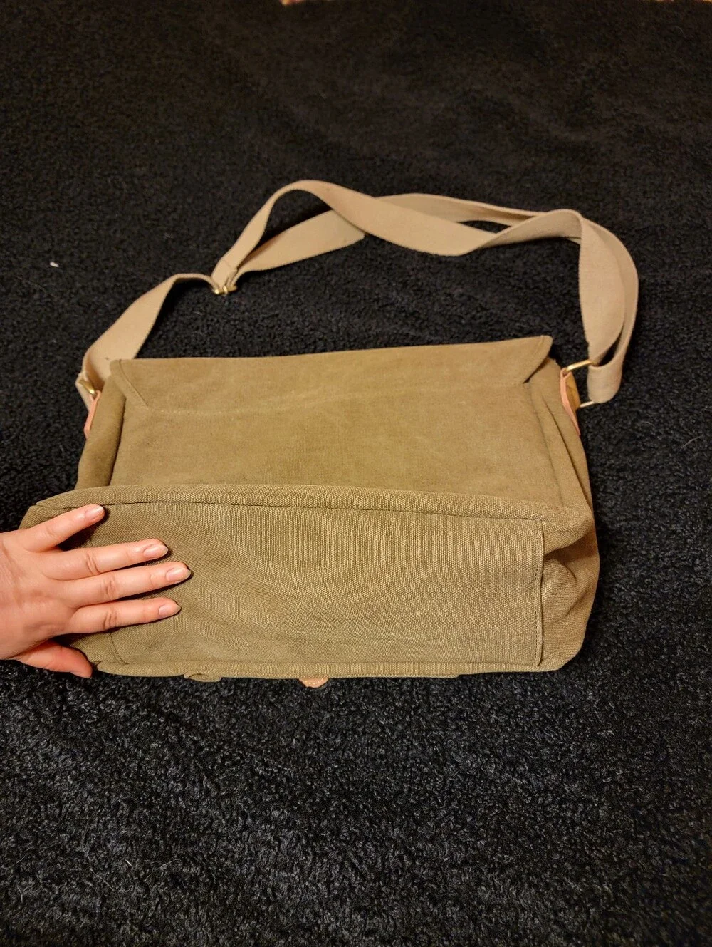 Park Hill Canvas Crossbody Messenger Bag
